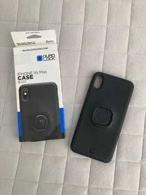 Black iPhone Xs Max Protective Mount Case with Utility Belt Clip
